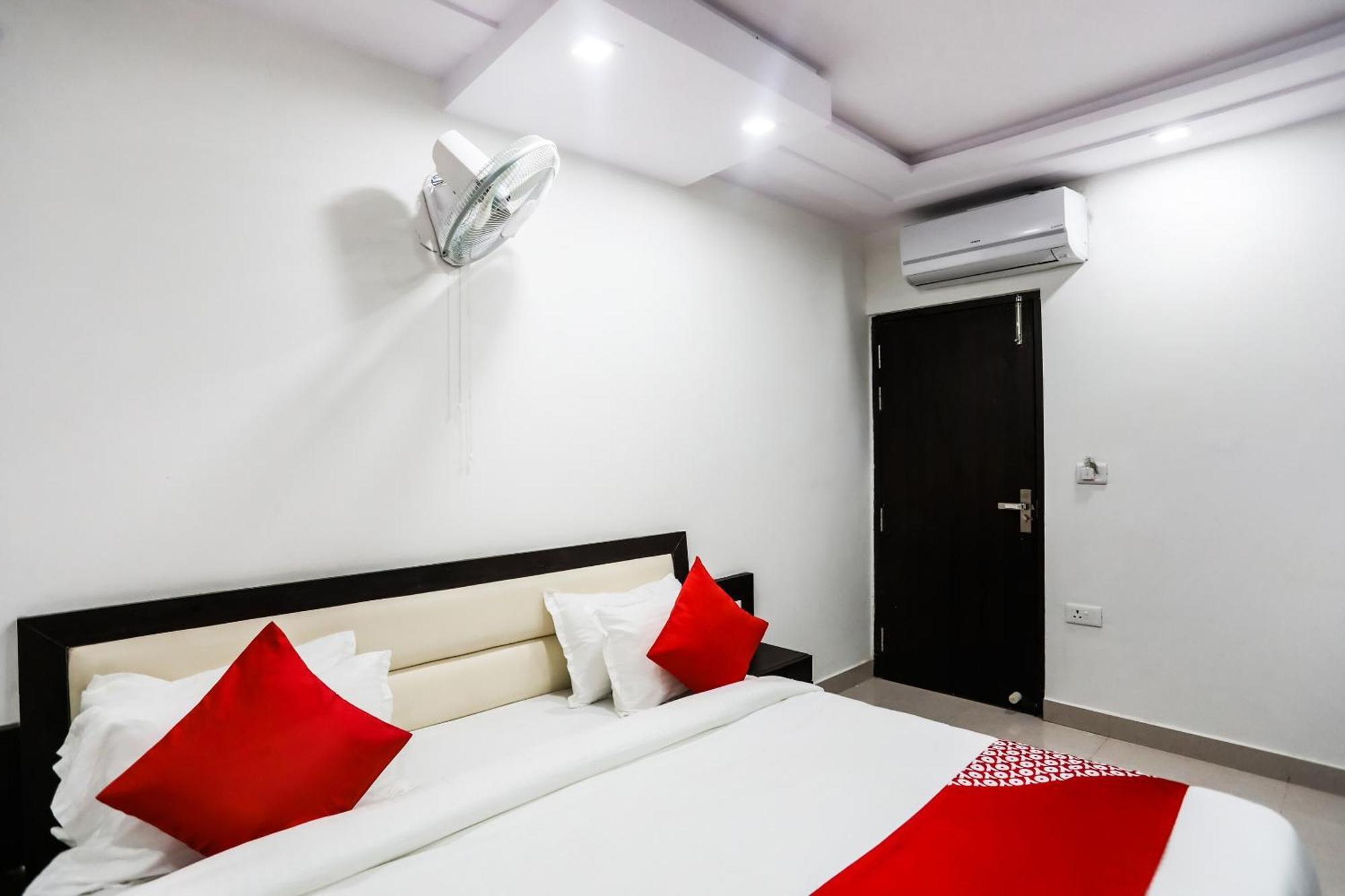 Oyo Hotel New Geetanjali Near Gautam Buddha Park Lucknow Extérieur photo
