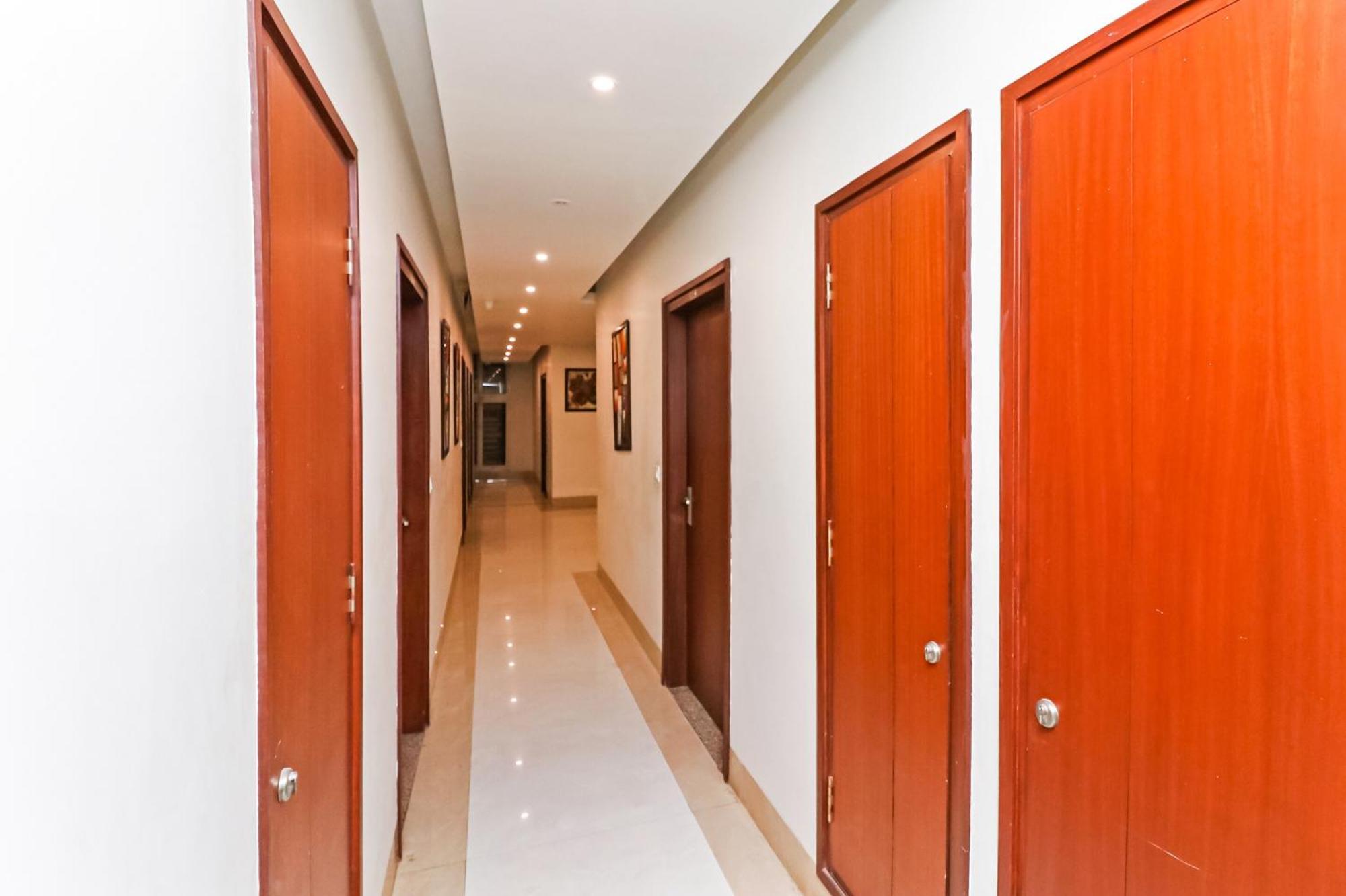 Oyo Hotel New Geetanjali Near Gautam Buddha Park Lucknow Extérieur photo