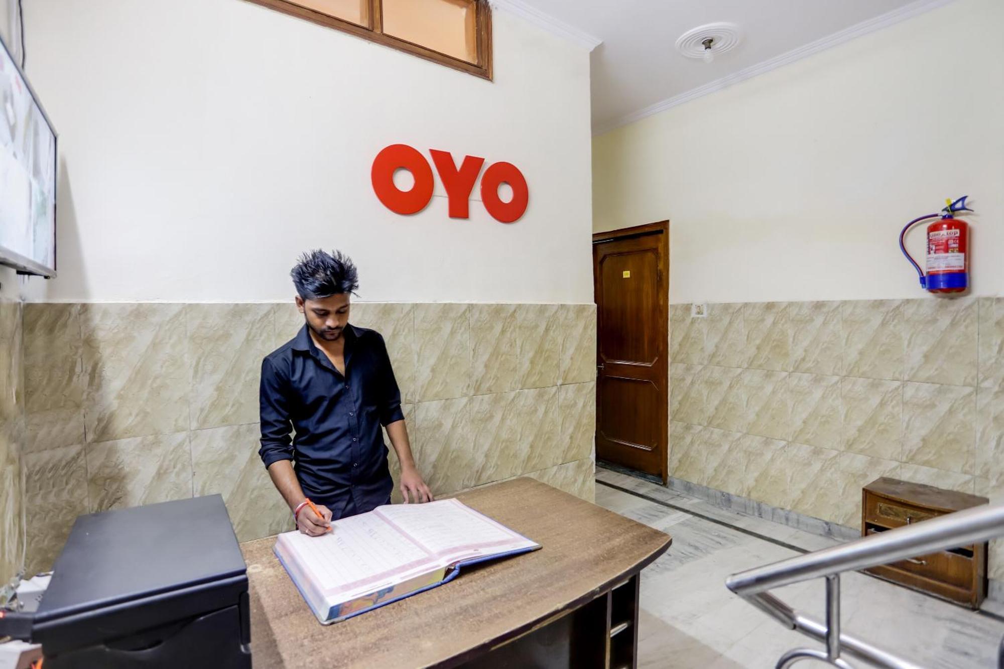 Oyo Hotel New Geetanjali Near Gautam Buddha Park Lucknow Extérieur photo